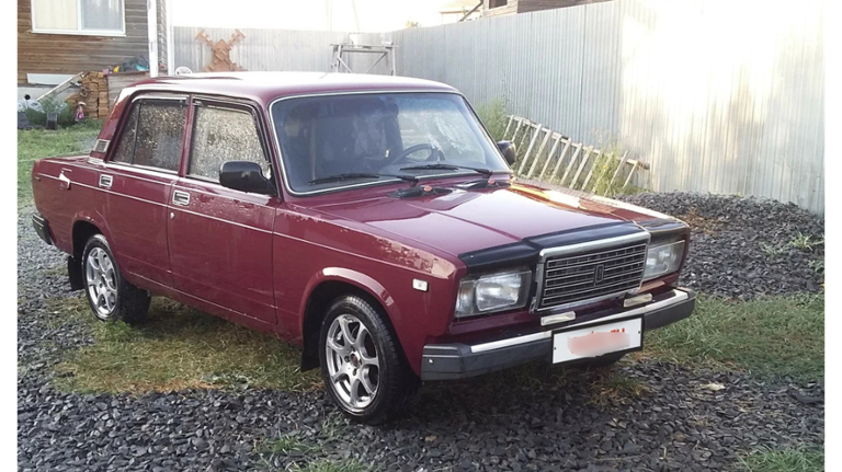 «Нестареющая классика» от концерна «АвтоВАЗ» стала самой популярной моделью