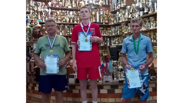 Брянский шашист Василий Маркин завоевал три медали на Всероссийском турнире