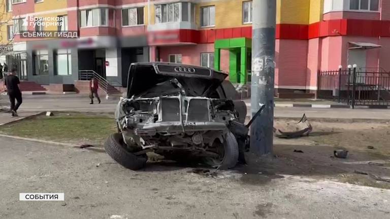 В  Брянске произошло ДТП, в результате которого погибла 28-летняя девушка (ВИДЕО)