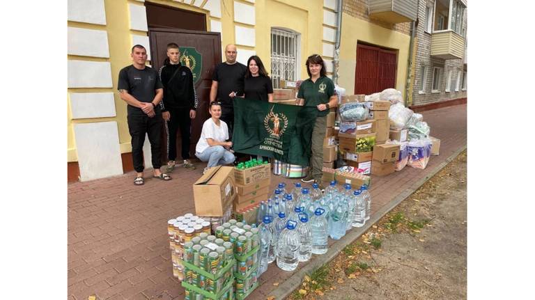 Брянцы доставили очередной груз гуманитарной помощи жителям Курской области