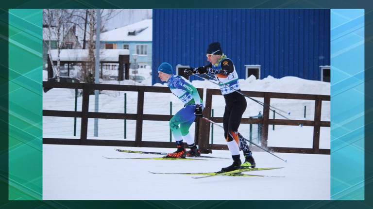 Брянский лыжник Даниил Андреев выиграл золото и серебро на чемпионате России по спорту глухих