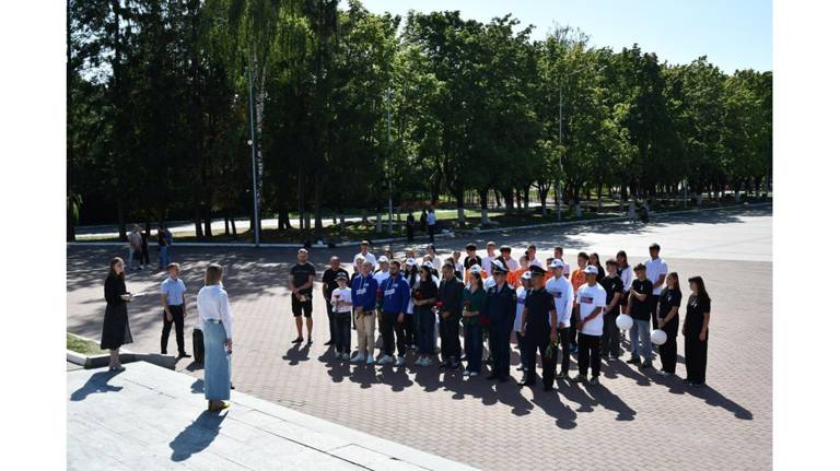 В День солидарности в борьбе с терроризмом в Брянске состоялся митинг