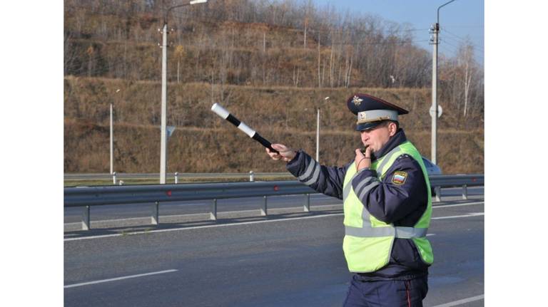 В Брянске на нарушениях ПДД попались 5 мотоциклистов и 3 водителей автобусов