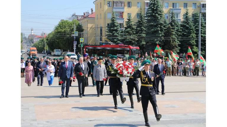 В Брянске проходят торжества в честь Дня пограничника