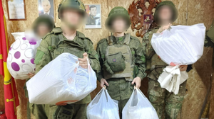 Суземское благочиние передало бойцам СВО полотенца и угощения