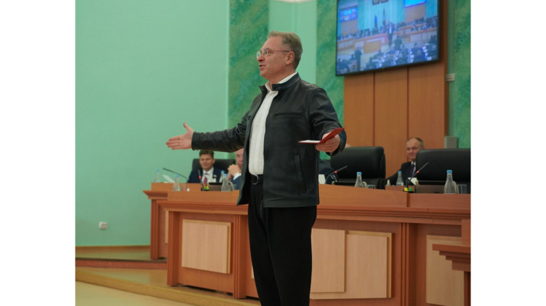 Брянский губернатор поздравил Александра Добронравова с присвоением почетного звания Брянский губернатор поздравил Александра Добронравова с присвоением почетного звания