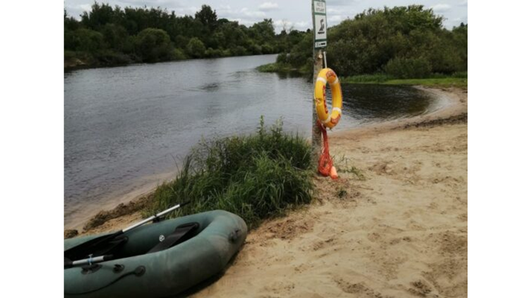 На «Детском» пляже Ипути в Новозыбкове оборудовали спасательный пост