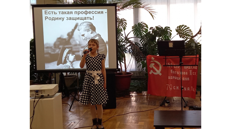В Музее дятьковского хрусталя открылась выставка "Нет в России семьи такой..."