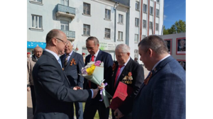 В Новозыбкове занесли новые имена на Аллею почётных граждан