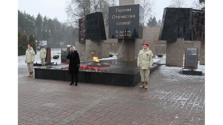 В Клинцах на митинге дали старт месячнику оборонно-массовой работы