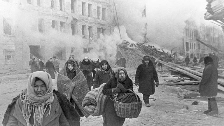 Со дня снятия блокады Ленинграда исполняется 80 лет