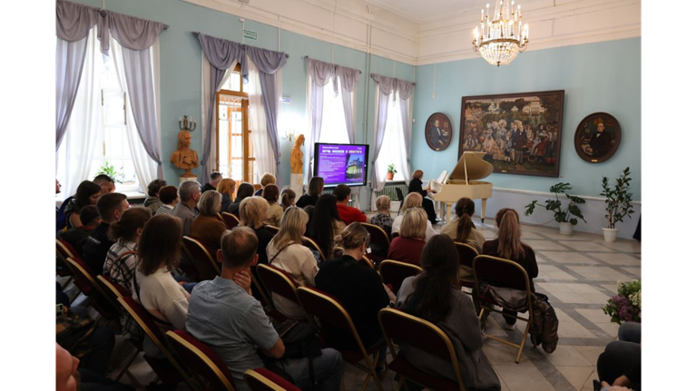  В музее-заповеднике "Овстуг" прошла Всероссийская акция "Ночь музеев". 