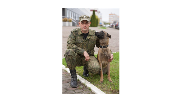 Брянский кинолог и ее собака победили в конкурсе таможенной службы