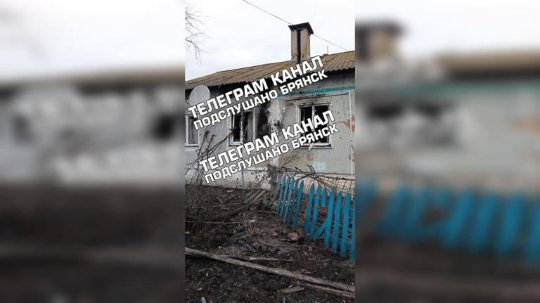 Появились фото поврежденных обстрелом домов в брянском селе Лемешовка