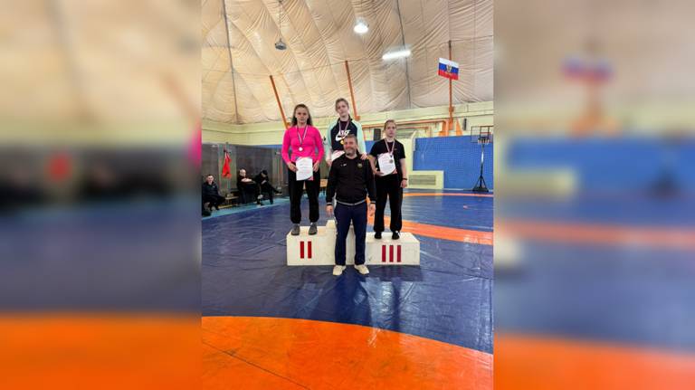 Брянская спортсменка Анастасия Прищепова завоевала серебро на всероссийском турнире по вольной борьбе