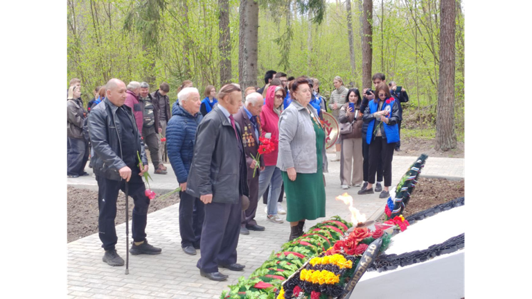 На партизанской стоянке Виноградова под Брянском прошел митинг