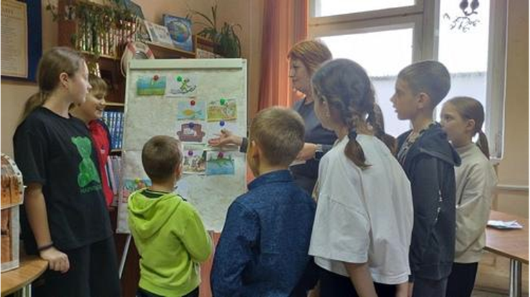Для дубровских школьников провели праздник «В гостях у дедушки Корнея»