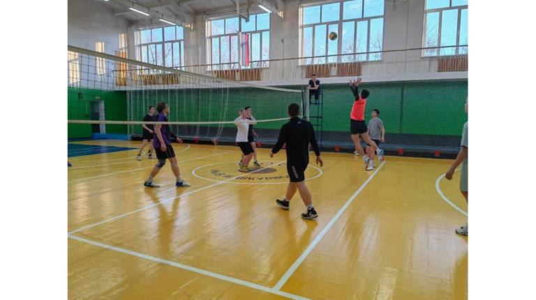 В Клинцах прошло первенство города по волейболу