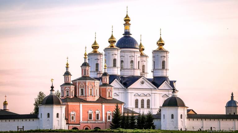 Брянцев пригласили на экскурсию «История и архитектура Свенского монастыря»