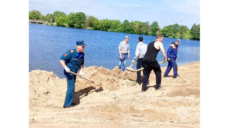 Более 2 тысяч брянцев очистили от мусора 76 км береговых линий водоёмов