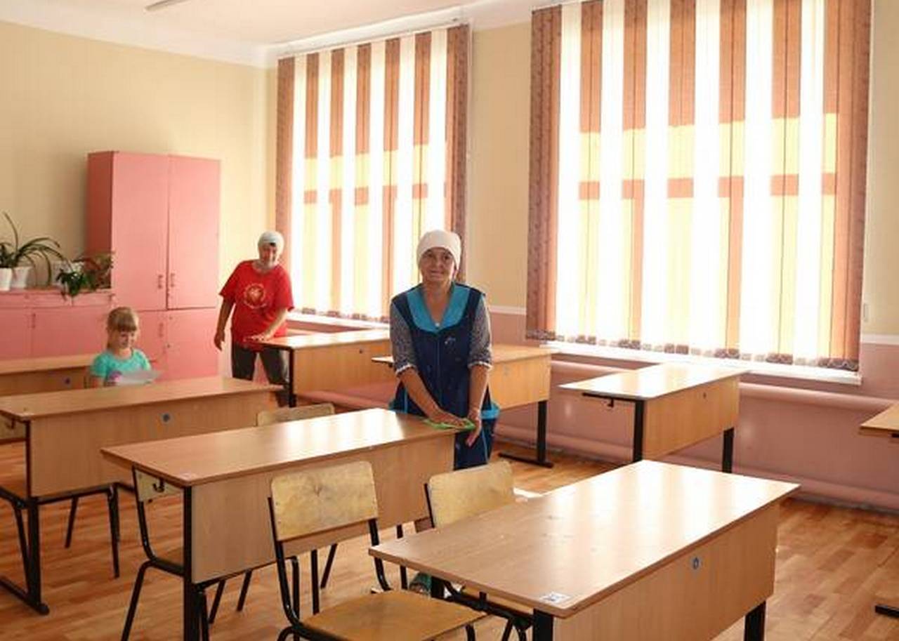 В Комаричском районе школы готовят к новому учебному году