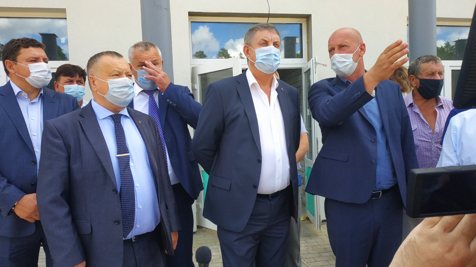 Брянский губернатор отправился с рабочим визитом в Жуковку