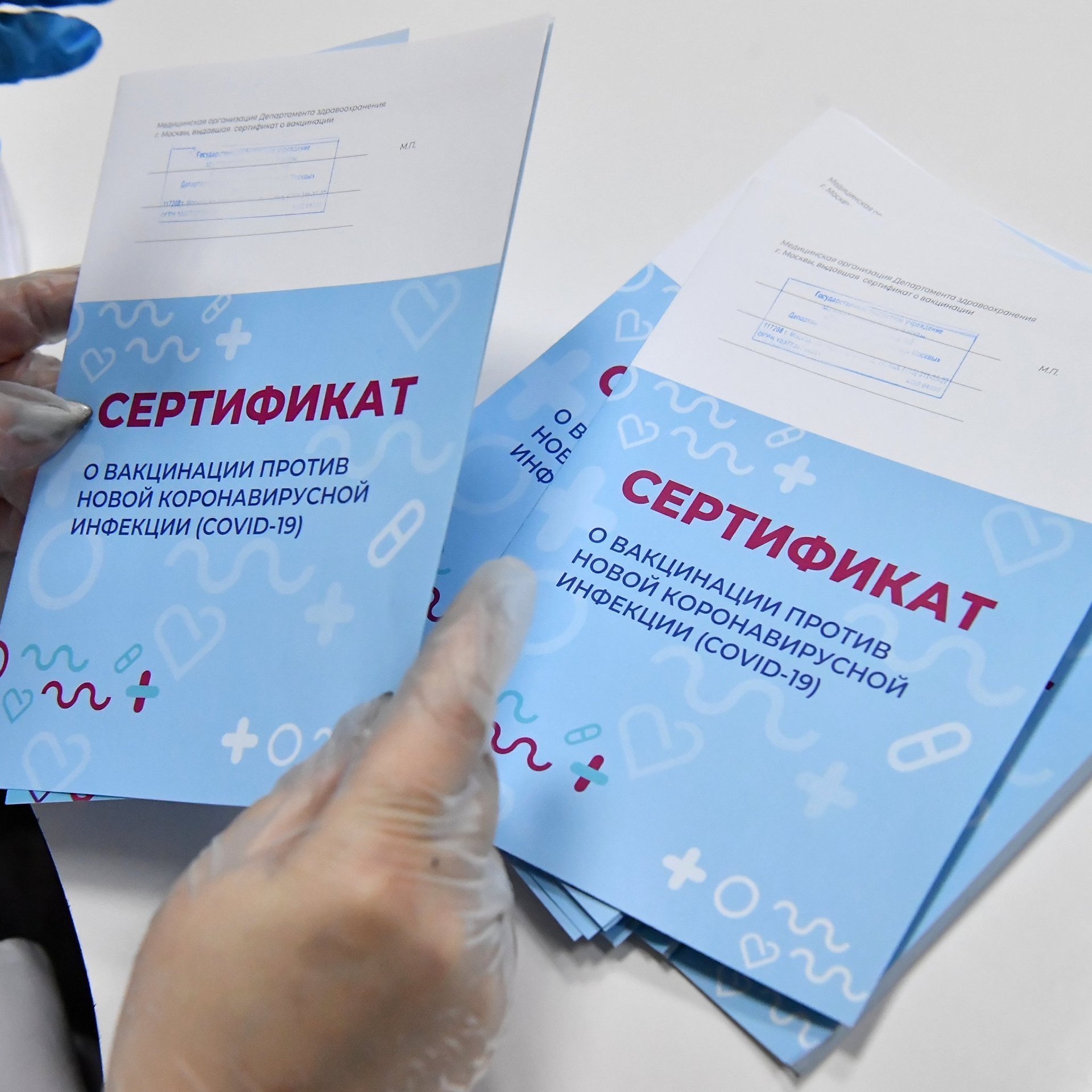 В Брянске врачи одной из больниц торговали сертификатами о вакцинации