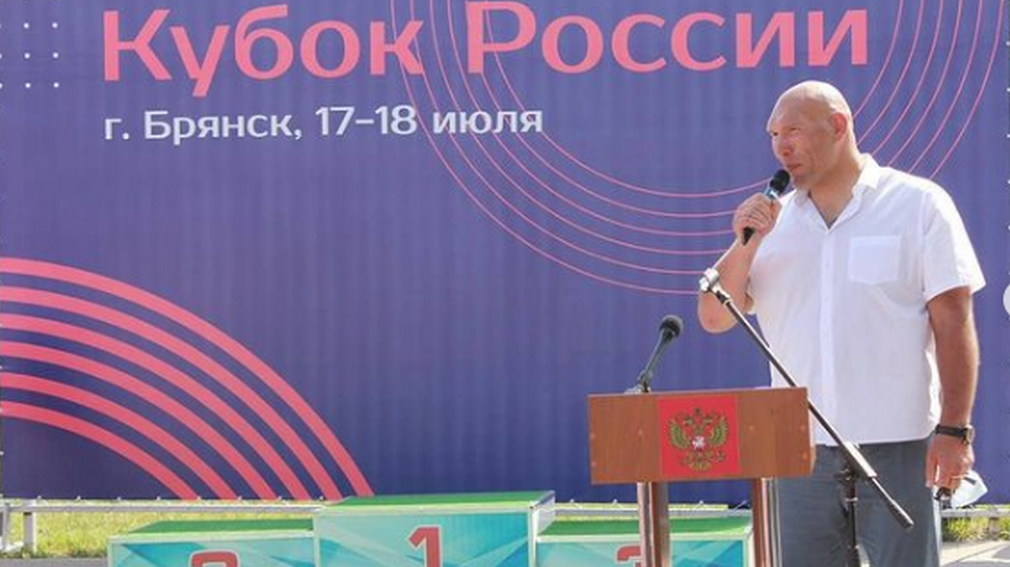 Депутат Госдумы Николай Валуев отметил успехи брянской легкой атлетики