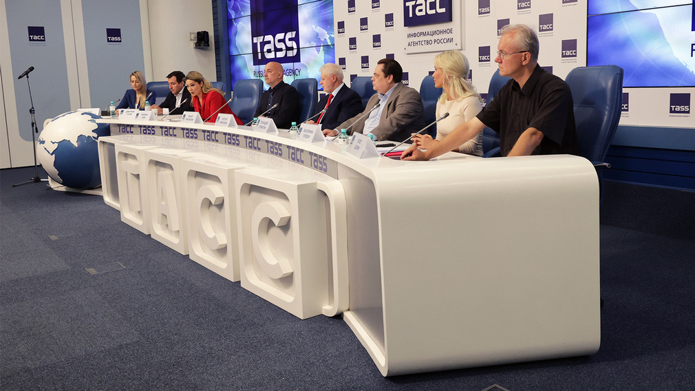 Алексей Тимошков сорвал пресс-конференцию своего партийного руководства