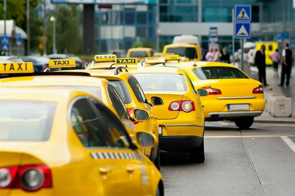 В Брянской области тщательной проверке подвергнут почти 4 тысячи таксистов