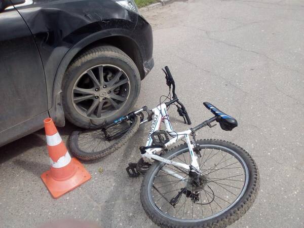 В Гордеевском районе Брянщины водитель сбил 8-летнего велосипедиста-нарушителя