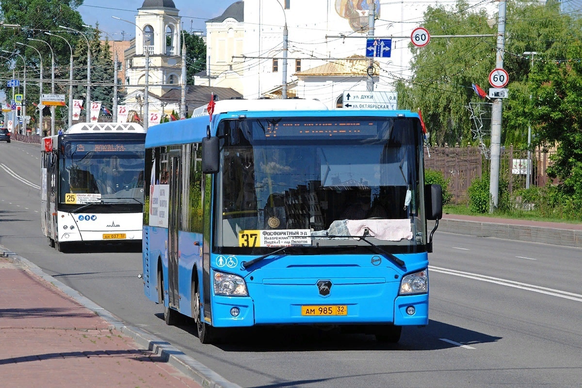 Средний возраст муниципального автобуса в Брянске составил 3 года