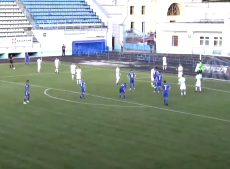 Футболисты «Динамо-Брянск» добились волевой ничьей в игре с одним из лидеров