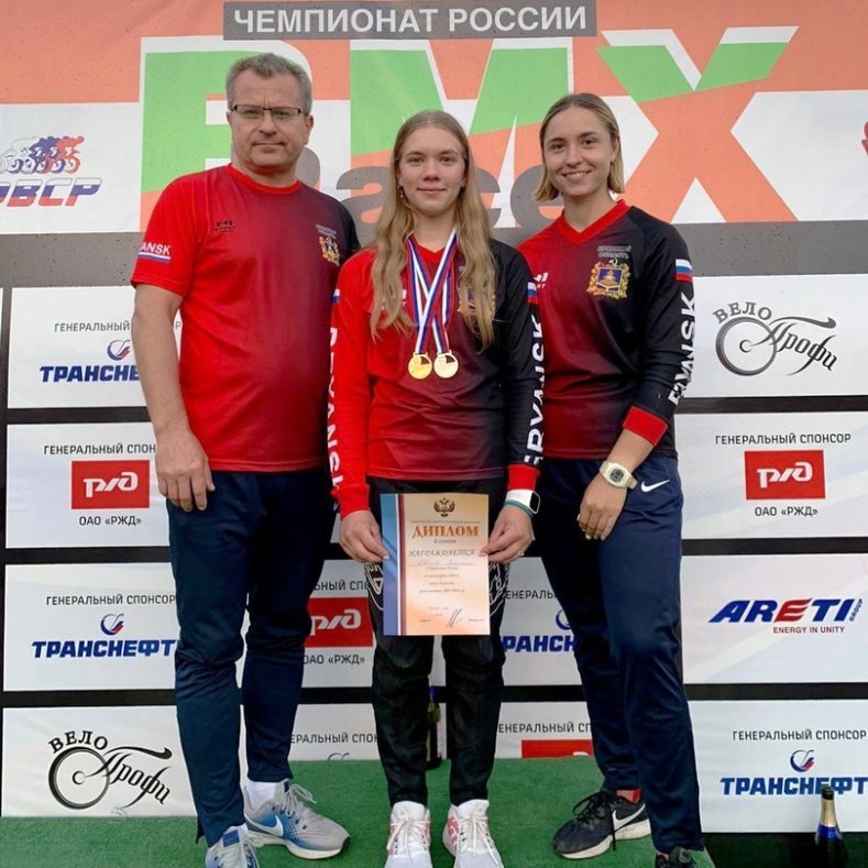 Брянская велогонщица выиграла первенство России среди юниорок
