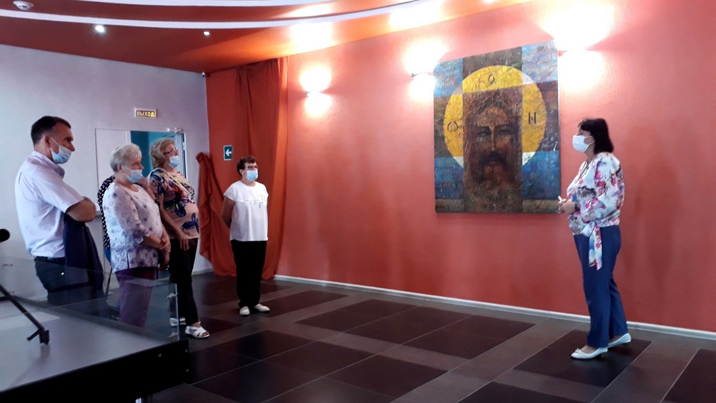 Делегация из районов Брянщины посетила мемориальный комплекс «Хацунь»