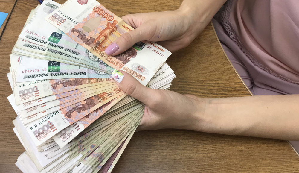 Ищут работников на зарплату в 120 тысяч рублей в Брянске