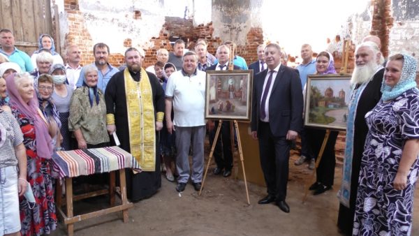 Брянский губернатор Богомаз стал инициатором возрождения храма в Суземском районе