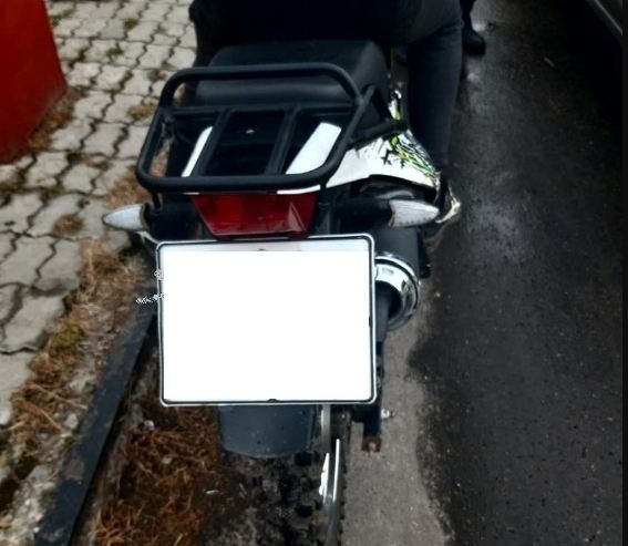 В Трубчевске задержали 14-летнего мотоциклиста без прав