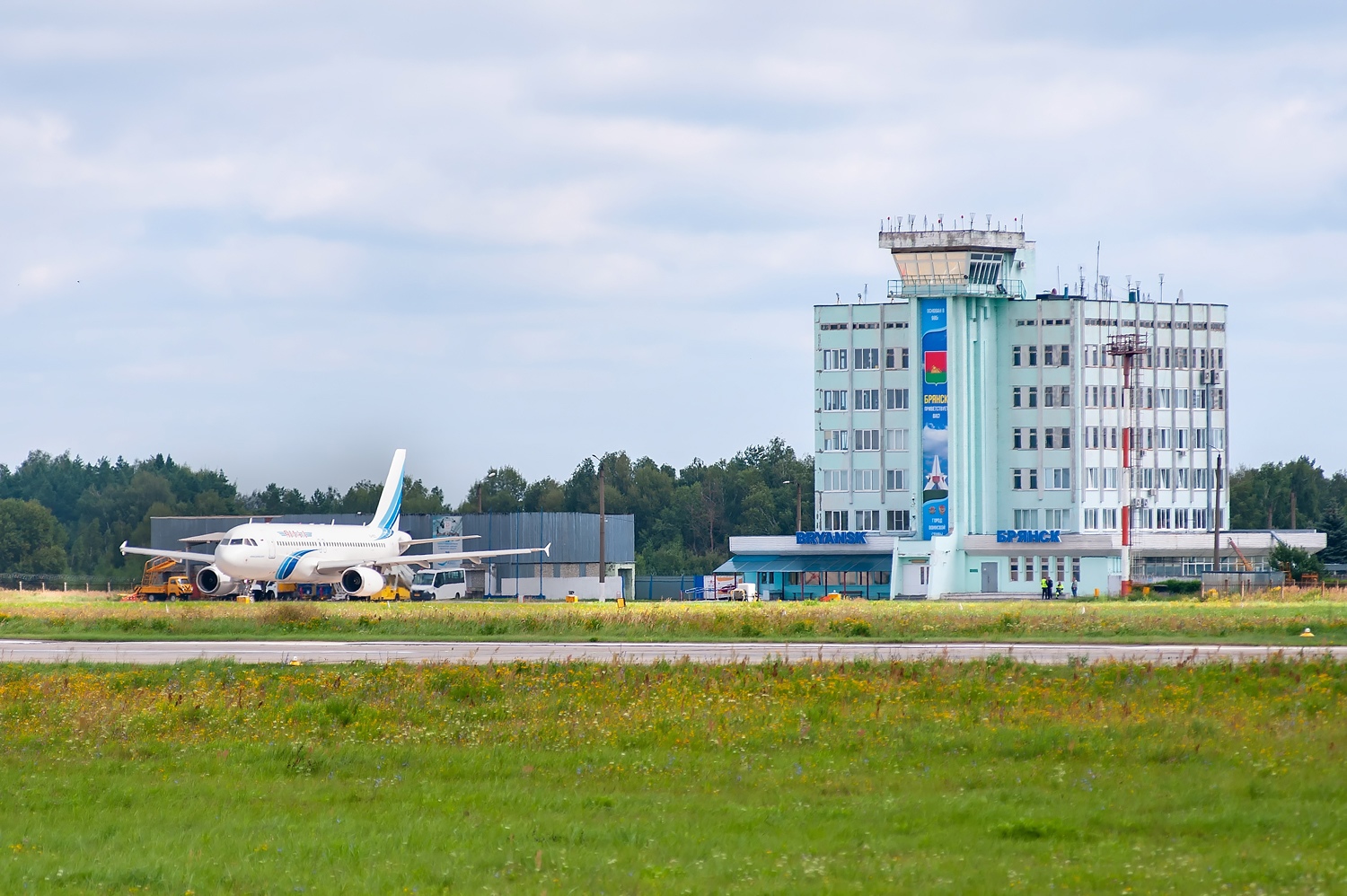 Из аэропорта Брянск актуальными остаются рейсы в 11 городов России