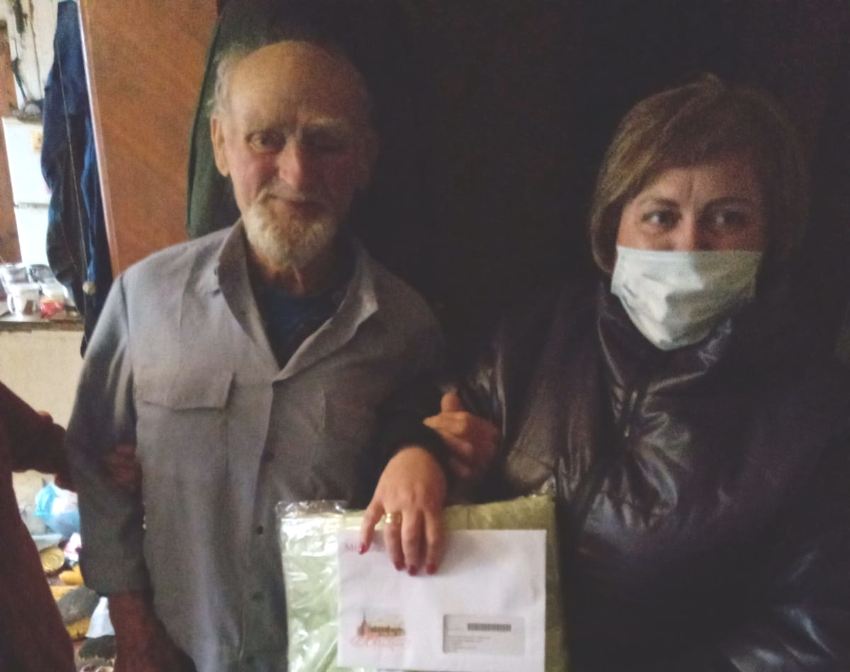 Житель брянского поселка Навля отметил 90-летний юбилей