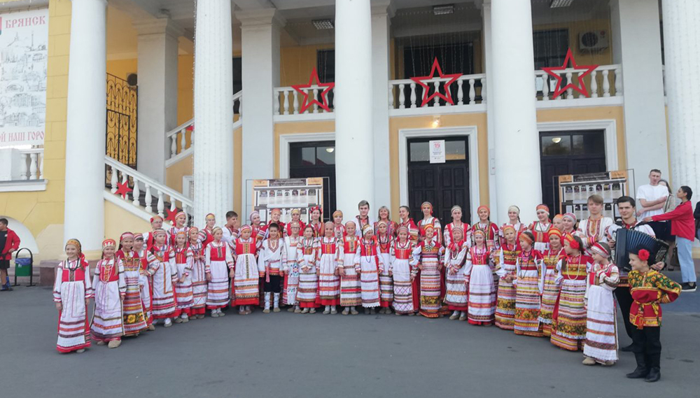 В Брянске в ДК Железнодорожников провели «День открытых дверей»