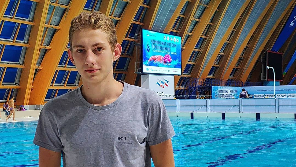 Брянский пловец Илья Бородин завоевал серебро на этапе кубка мира