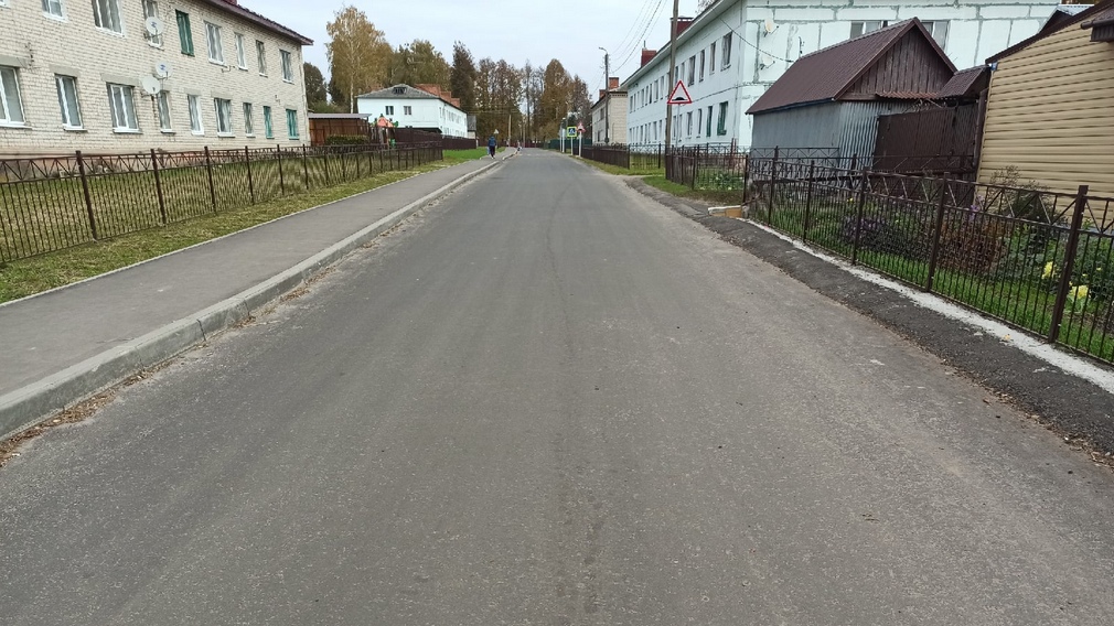 Отремонтировали дорогу в брянском селе Глинищево