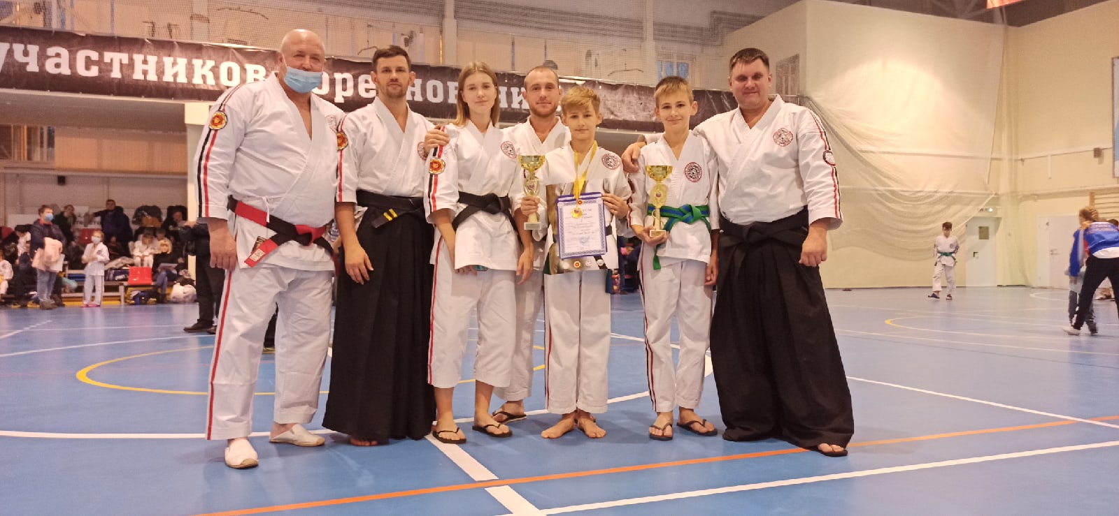 Брянские каратисты завоевали два десятка медалей на чемпионате округа