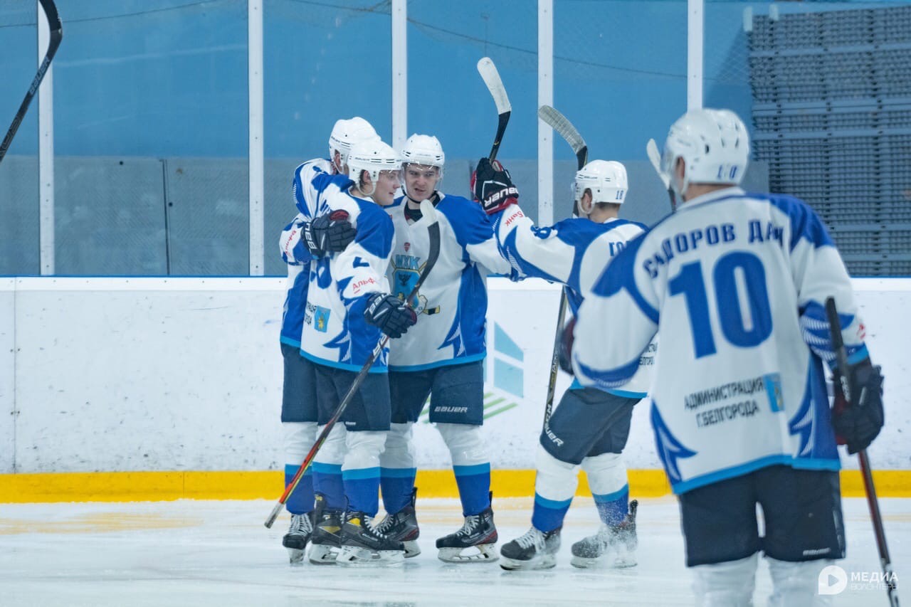 Хоккеисты «Брянска» начали домашнюю серию игр с поражения