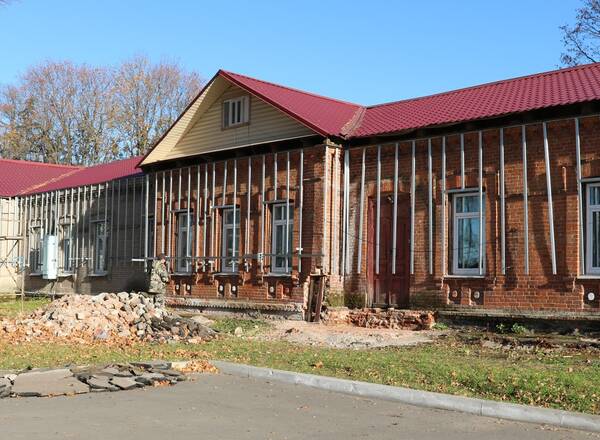 Здание бывшей поликлиники в Стародубе отремонтируют