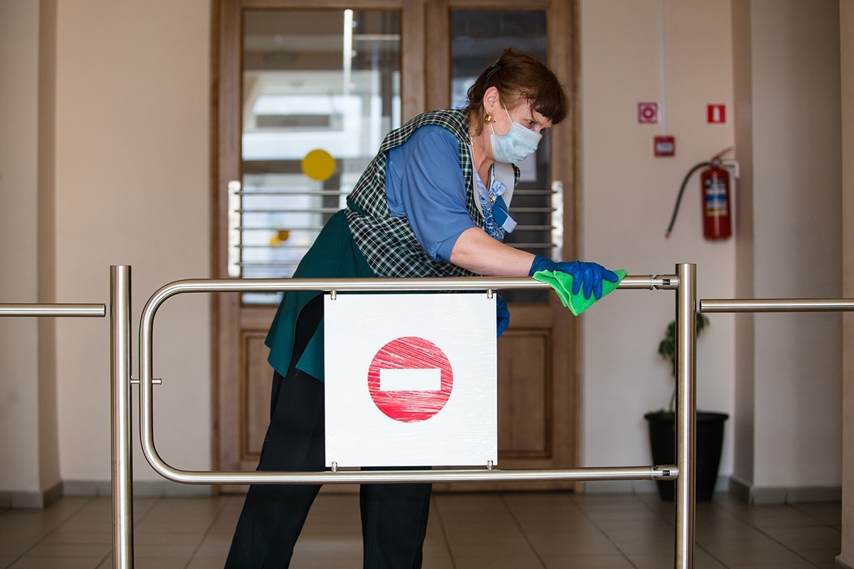 С 30 октября из-за коронавируса закроются многие брянские предприятия