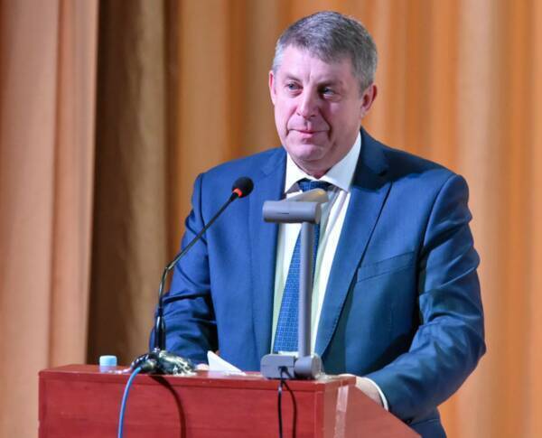 Губернатор Александр Богомаз поздравил с праздником аграриев Брянщины