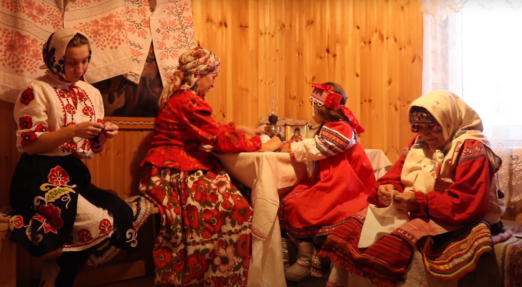 Семья Корнюшкиных из Брянского района получила диплом за сохранение традиционной культуры