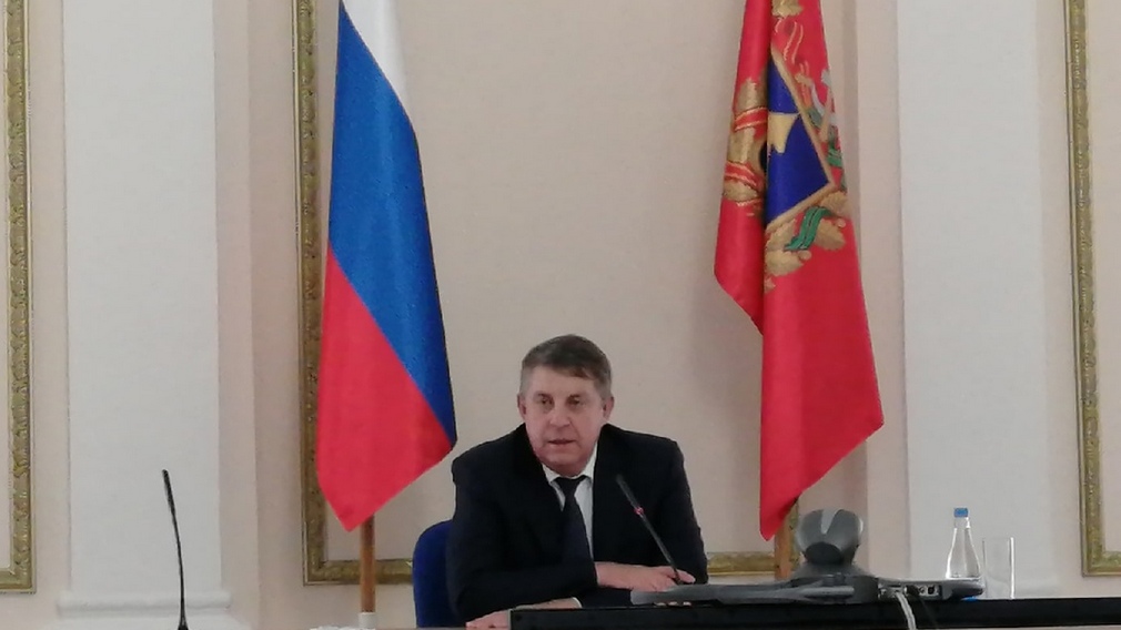 Губернатор Александр Богомаз проводит брифинг для СМИ